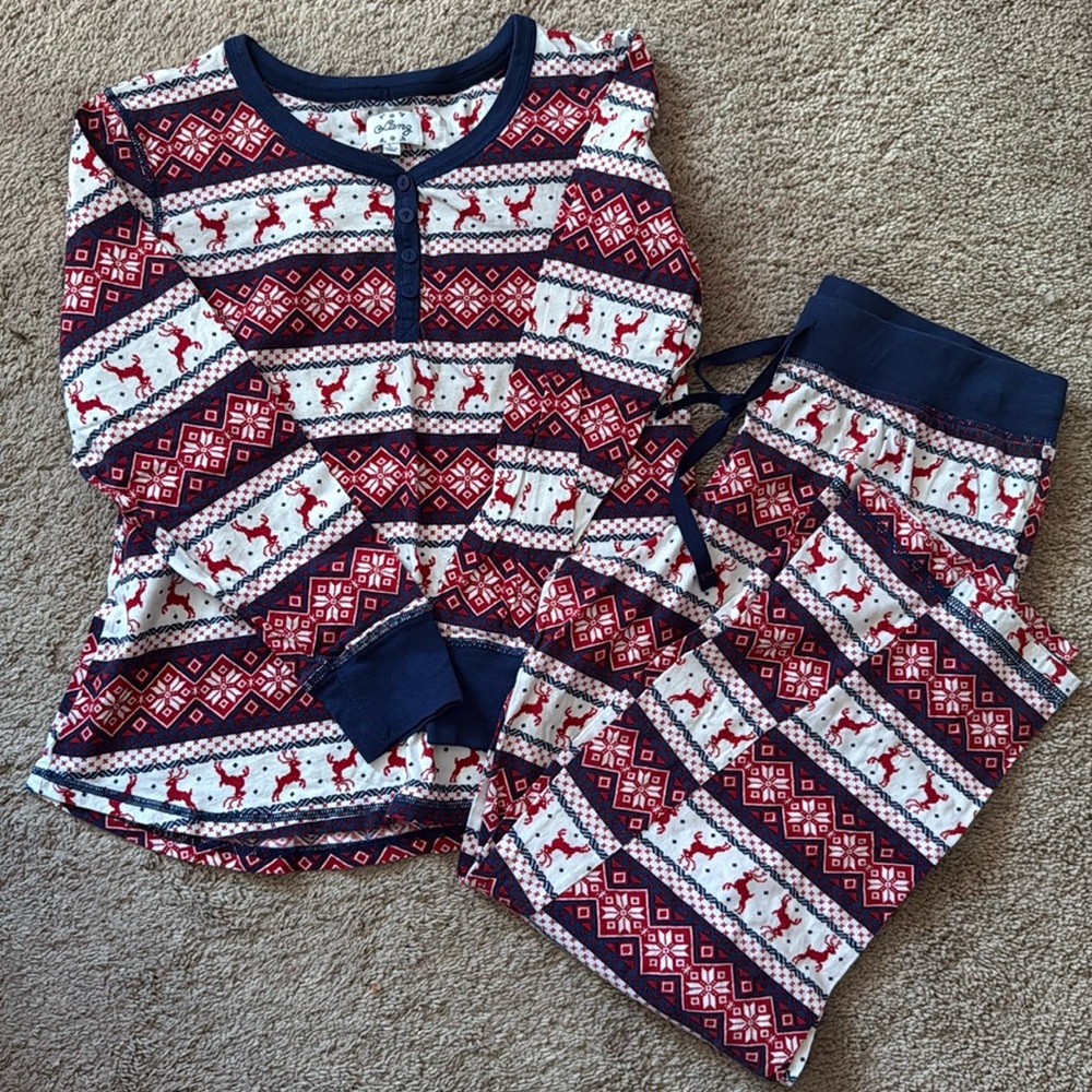 Lanz Cotton Reindeer Snowflake Pajama Set.